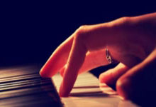 开云体育官网-尤文鏖战土耳其，穆勒高光表现：足球巅峰对决的精彩瞬间